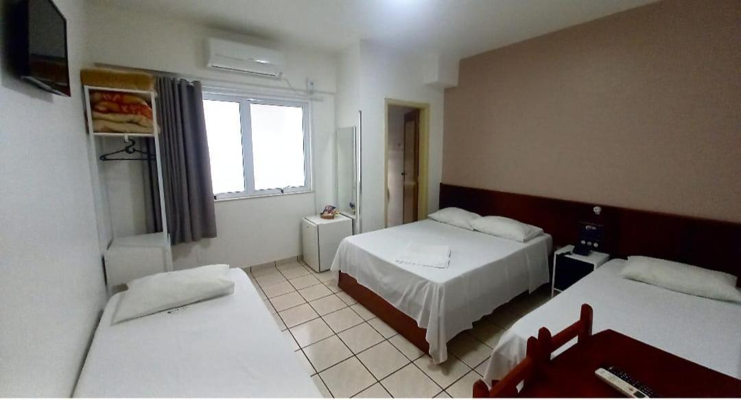 Alpha Ville Hotel 阿西斯 外观 照片
